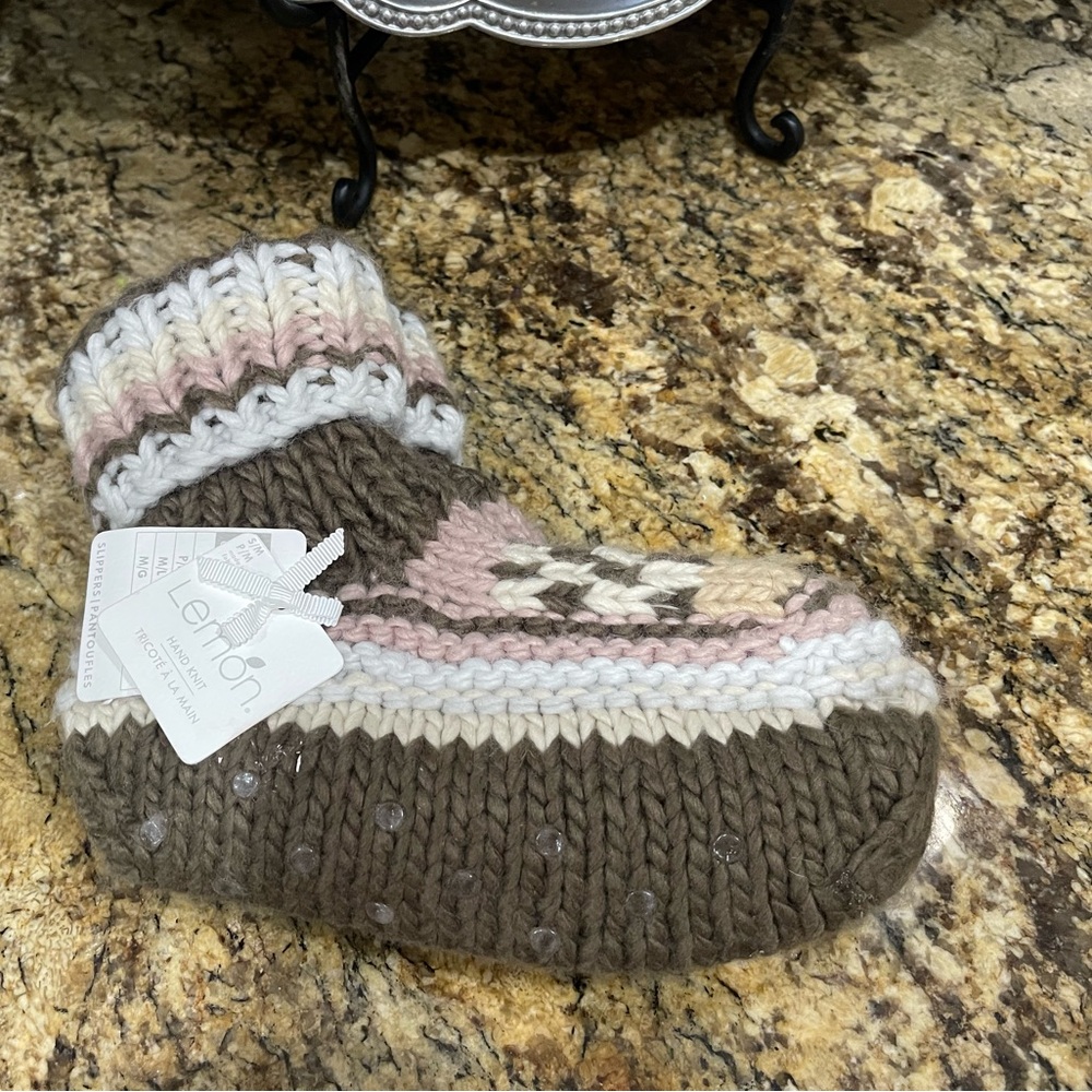LEMON Hand Knit Slippers Anthropologie - cozy and warm - size small/Medium